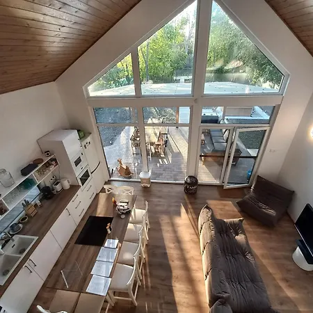 Chill House Danzug Feriehus Gyomaendrőd